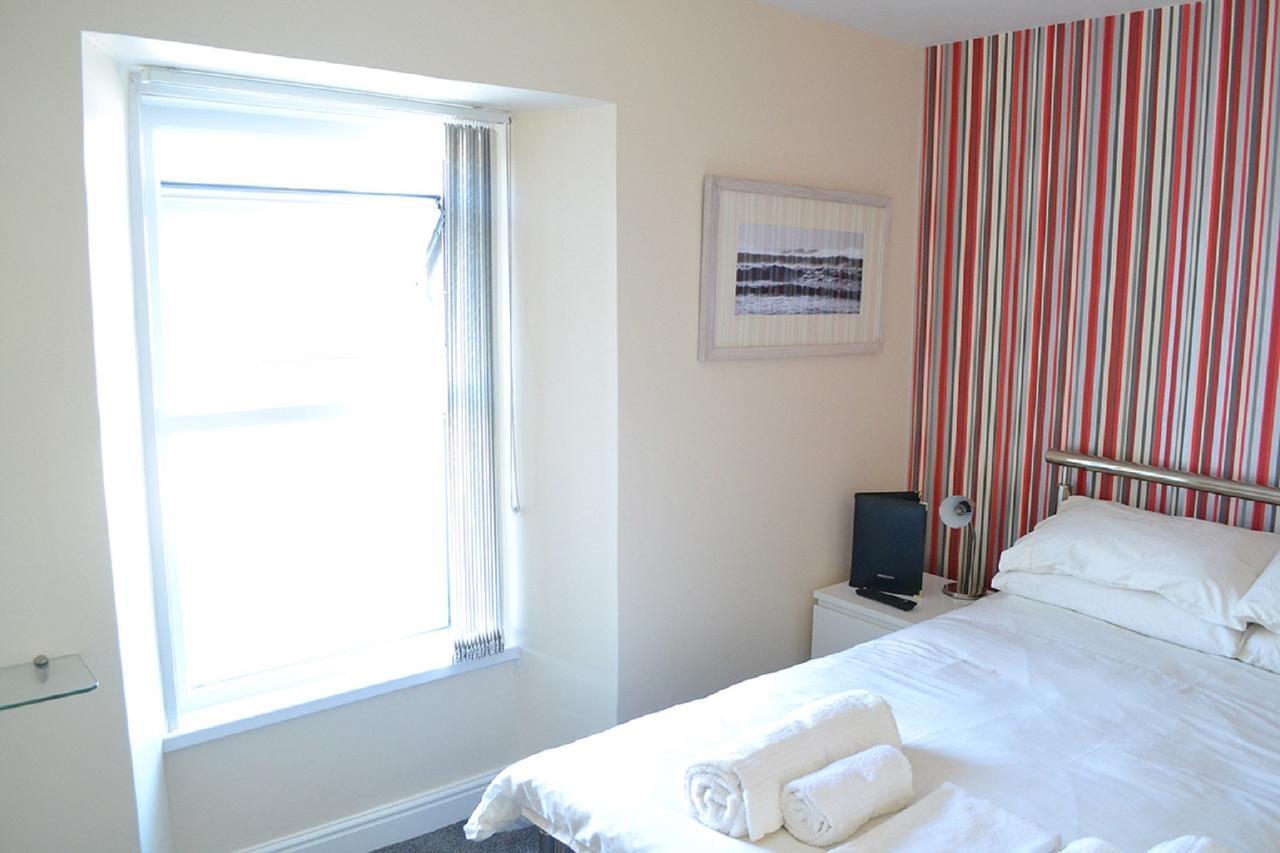 White Rose Guest House Tenby Pokoj fotografie